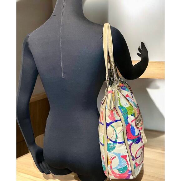 Coach 31141E Stamped Signature C Hallie East West Tote Bag & Wristlet - Picture 12 of 16